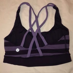 Lululemon sports bra